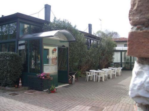 Hotel Il Granaio Порто-Мантовано Экстерьер фото