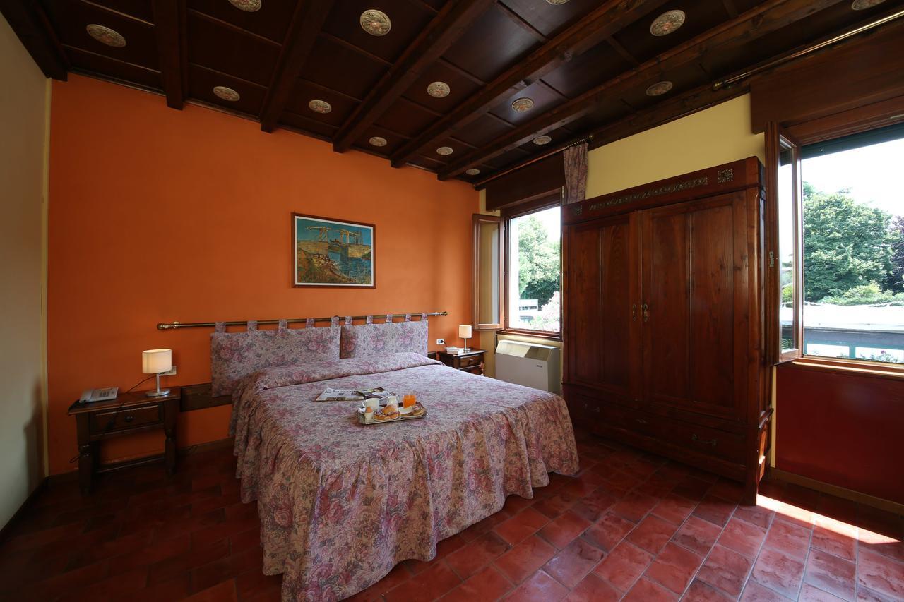 Hotel Il Granaio Порто-Мантовано Экстерьер фото