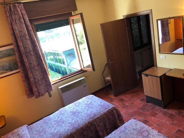 Hotel Il Granaio Порто-Мантовано Экстерьер фото